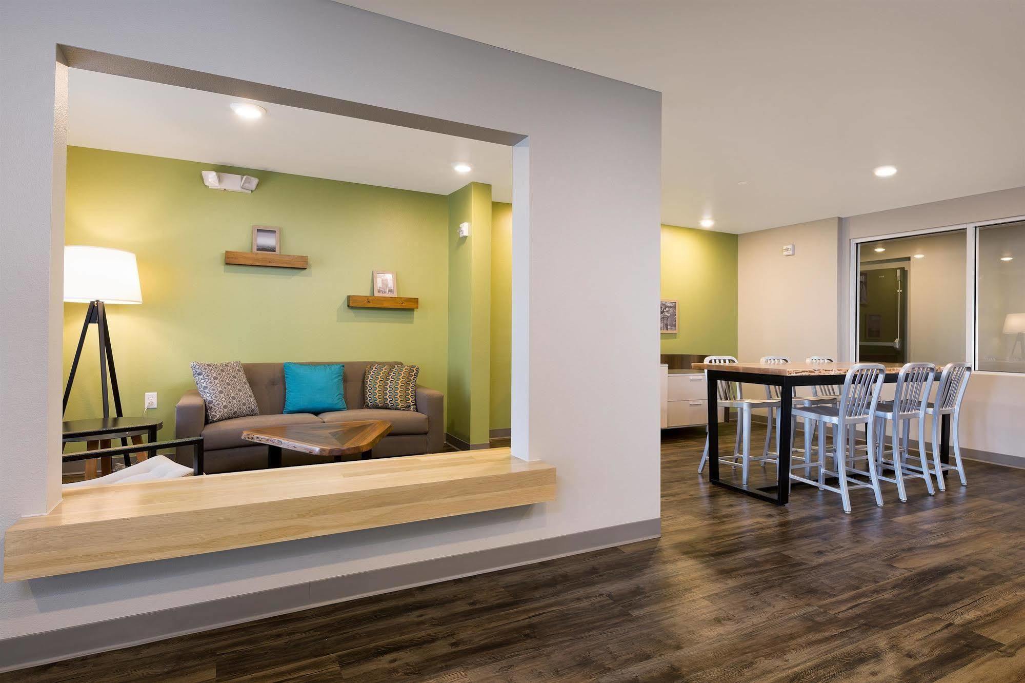 Woodspring Suites Houston Iah Airport Humble Exterior photo