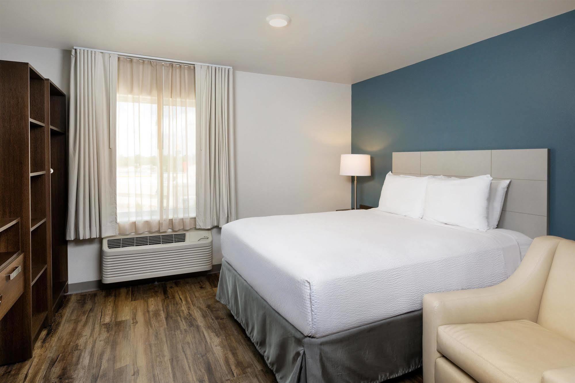 Woodspring Suites Houston Iah Airport Humble Exterior photo